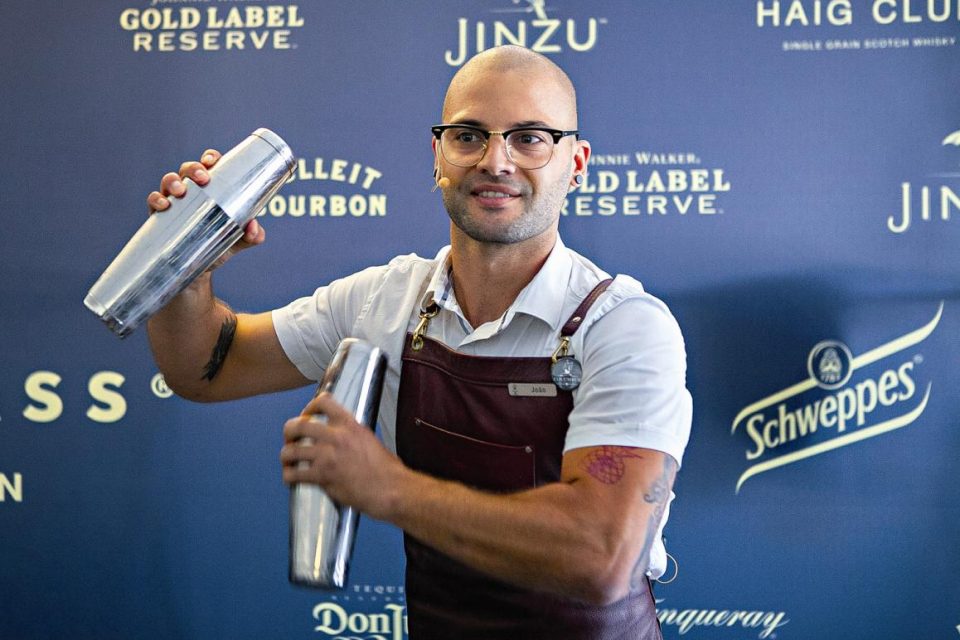 O bartender João Rodrigues vai competir no Diageo World Class, em Miami