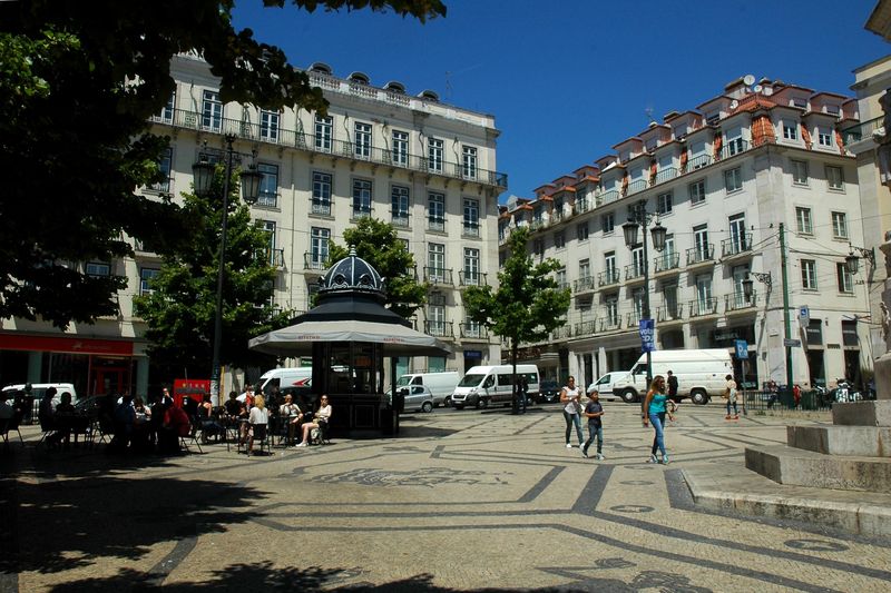 Praça Luis de Camões Guia da Cidade_resultado