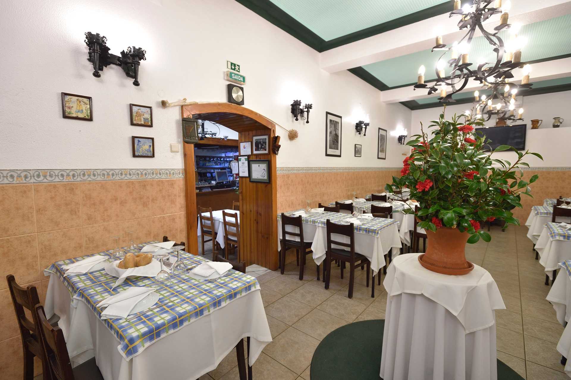 Rua do Bonjardim – Restaurante Antunes