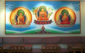 Jantar com mestre budista ajuda a construir escola no Tibete