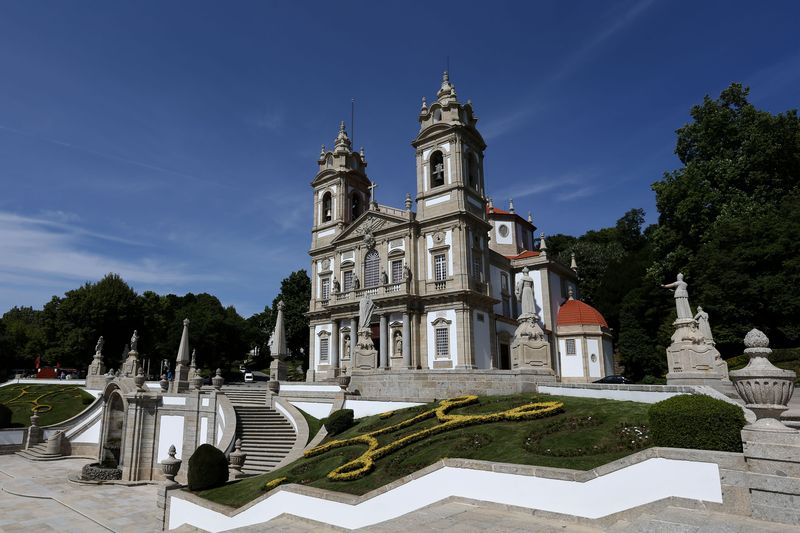 Fascículos sobre os santuários de Portugal grátis com o JN