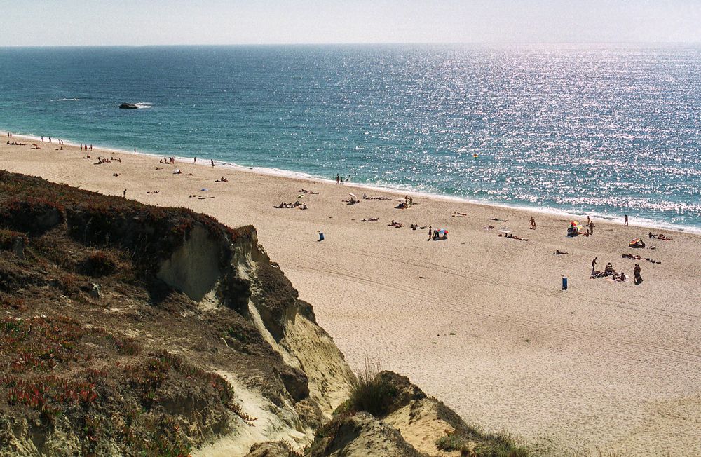 Vista da praia do Meco, Domingo, 25 de Julho de 1999. Foto GERARDO SANTOS