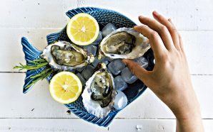 Aveiro: aprender sobre ostras antes de as provar