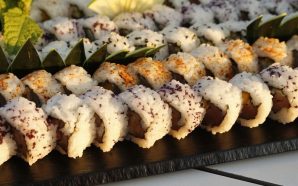 Sushi, ostras e vinho prolongam verão no rooftop do Mundial