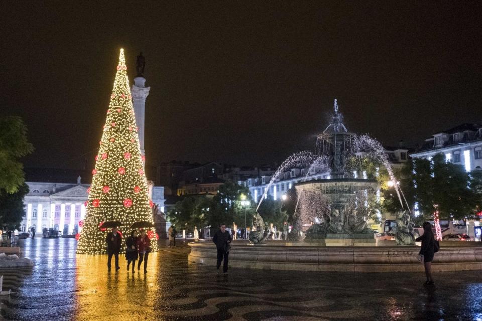 Lisboa: luzes de Natal ligam-se no sábado, com fogo-de-artifício