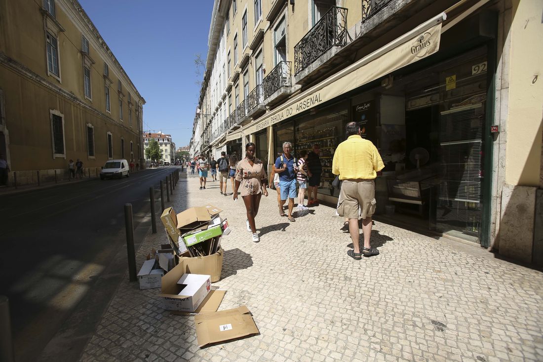 Lixo nas ruas de Lisboa