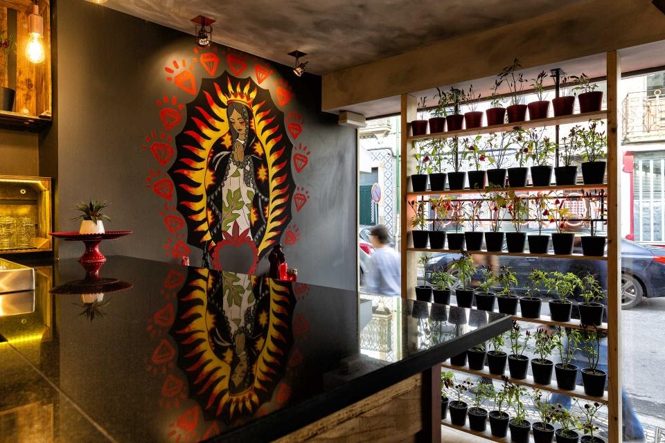 “Poco un Loco, Tacos & drinks”, restaurante e bar mexicano
