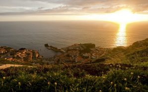 O primeiro rum maturado no fundo do mar da Madeira já se pode beber