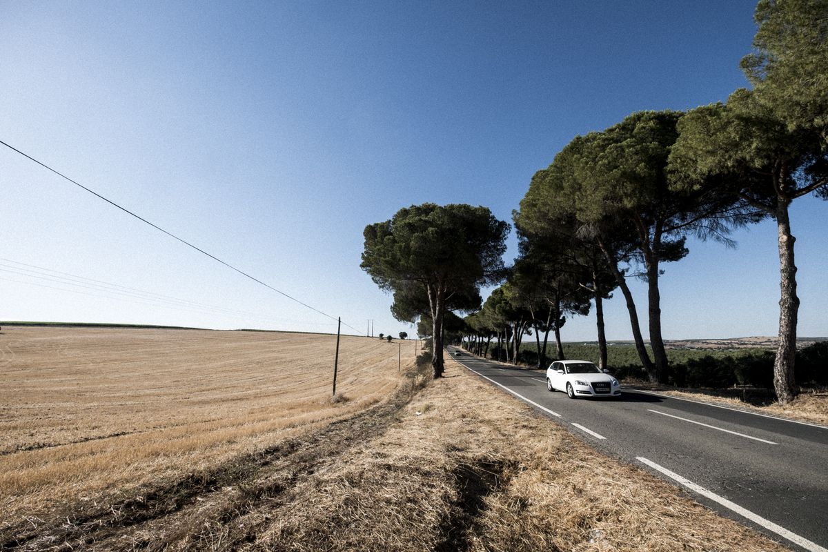 A EN2 é a estrada mais histórica de Portugal, atravessa o país pelo interior de Chaves até Faro