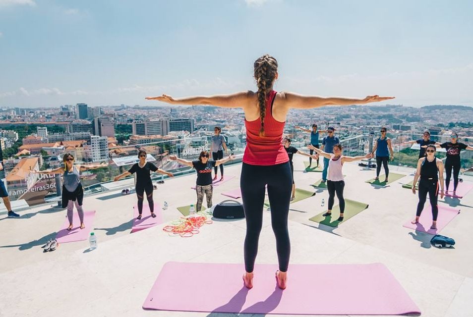 Vem aí uma aula de exercício físico num rooftop de Lisboa - e é grátis
