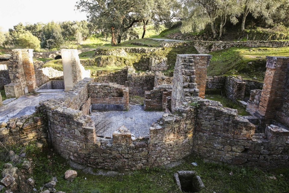 Temos que voltar: passeios com História nas ruínas romanas de Miróbriga