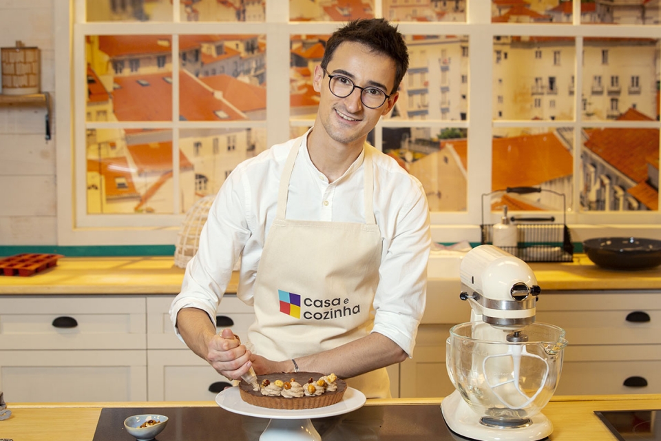 Das casas Michelin para a TV: Carlos Fernandes vai ensinar mais de 50 receitas de sobremesas