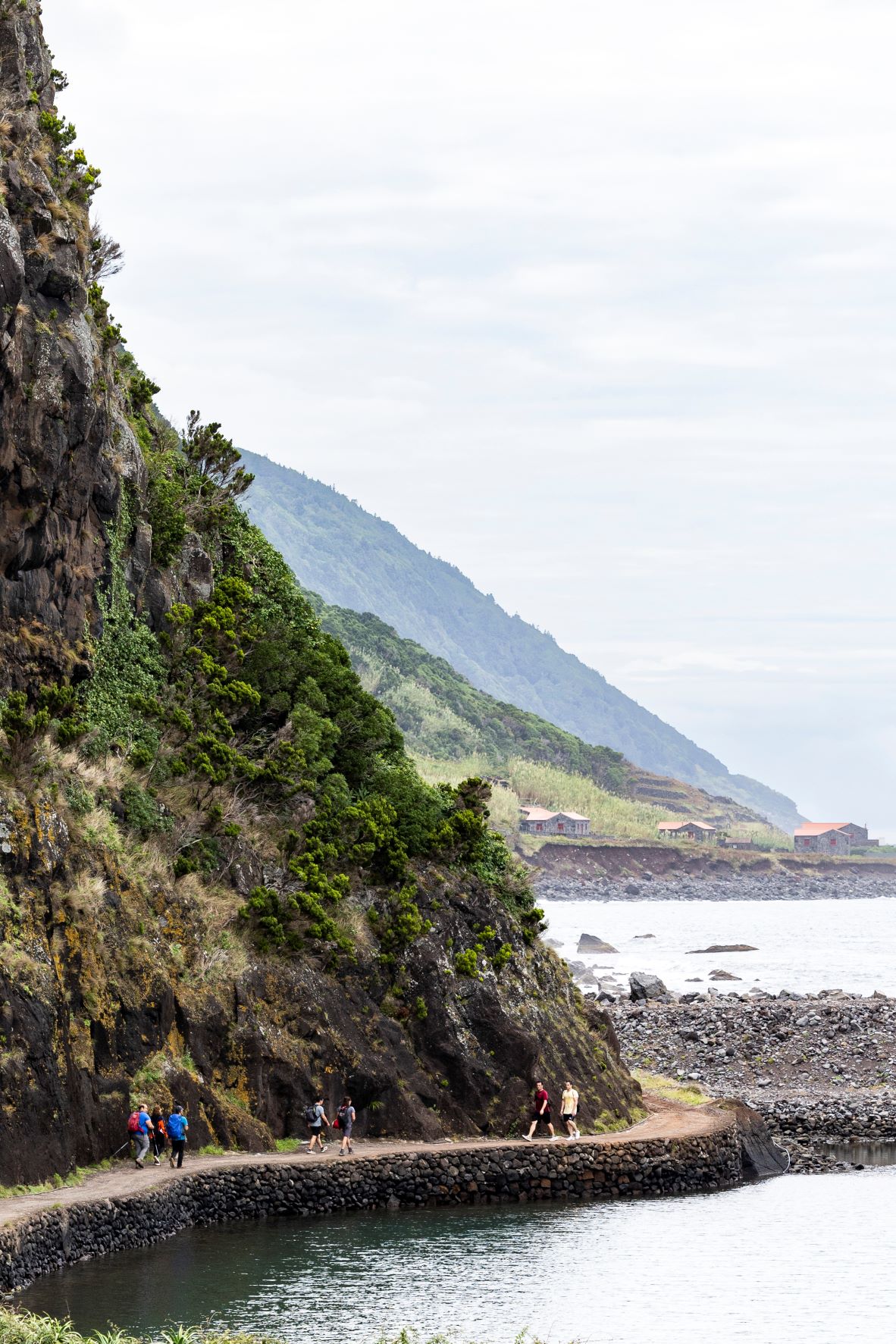 São Jorge: Entre o mar e a montanha, no coração dos Açores