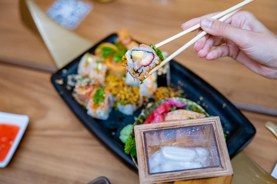 Subarashi: o novo restaurante japonês do Cais de Gaia que tem uma vista  incrível – NiT